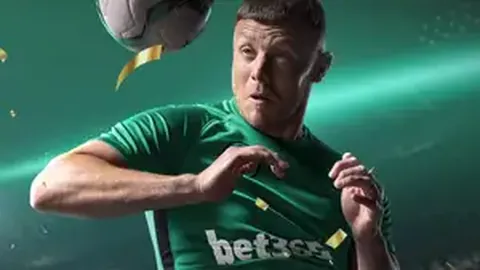 卢伟：面对常规赛双杀广东，我们心态自信，却依旧秉持超越对手的决心应对他们。