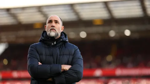 滑雪登山谁更强？亚冬赛一秒揭秘！人民日报